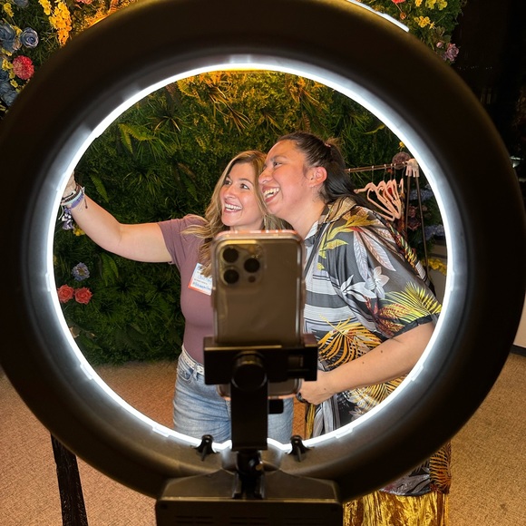 I’m Courtney, full time reseller, shows every Wednesday and Sunday! Come Visit! - Picture 7 of 7